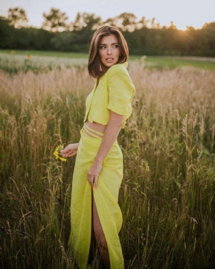 Who is Klaudia Halejcio Dating Now