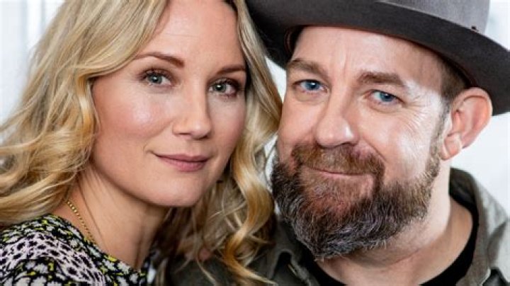 Who is Kristian Bush Dating Now?