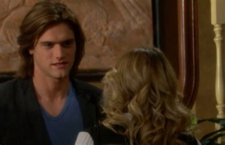 Who is Kyle Abbott Dating Now?