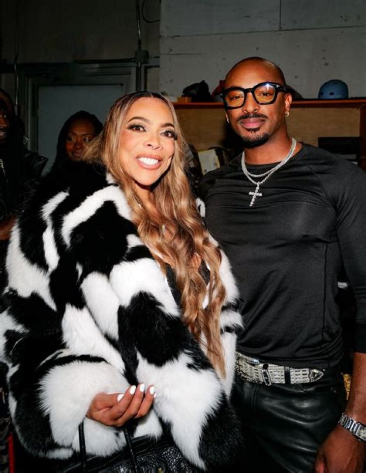 Who is LaQuan Smith Dating Now