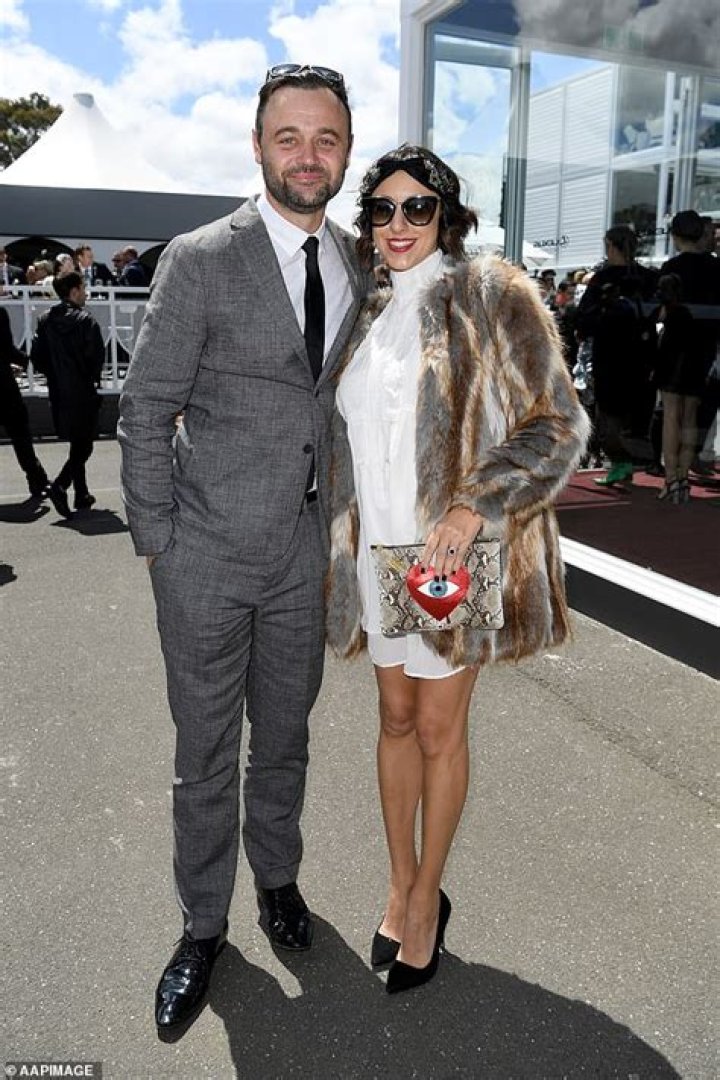 Who is Lara Jean Marshall Dating Now?