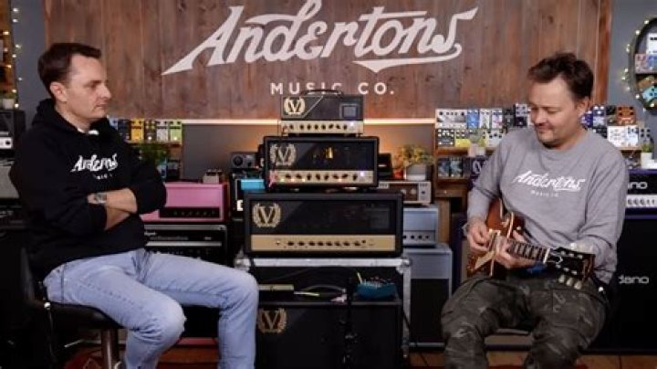 Who is Lee Anderton Dating Now?