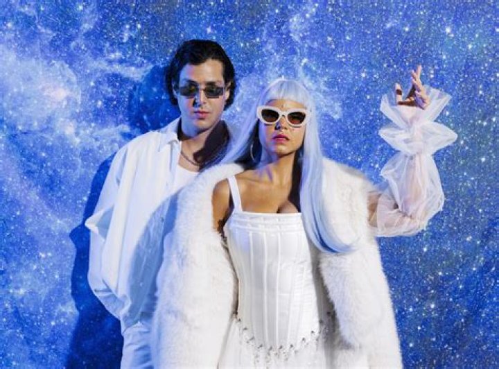 Who is Li Saumet Dating Now?