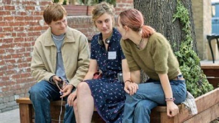 Who is Lucas Hedges Dating Now