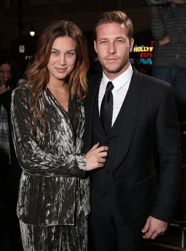 Who is Luke Bracey Dating Now