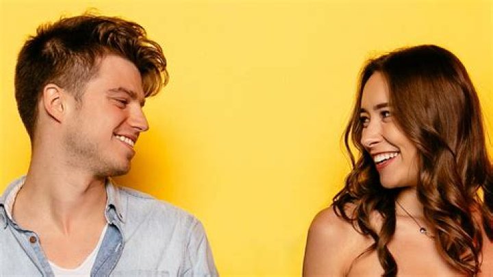 Who is Mario Addison Dating Now