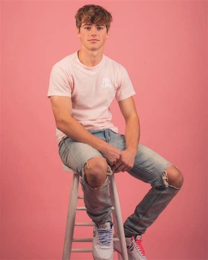 Who is Mark Anastasio Dating Now