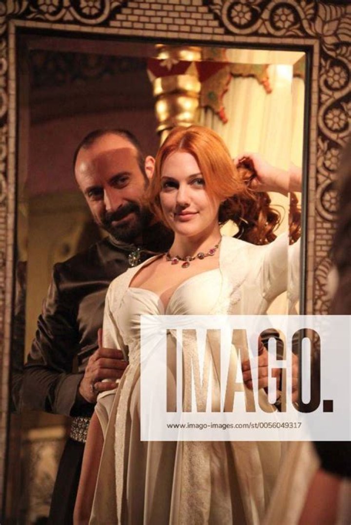 Who is Meryem Uzerli Dating Now