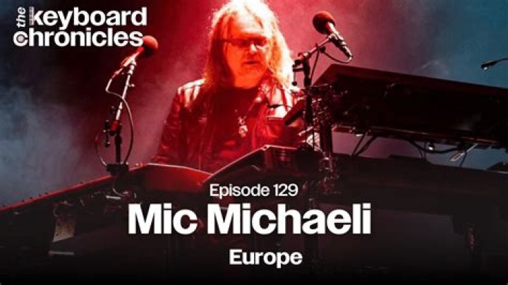 Who is Mic Michaeli Dating Now?