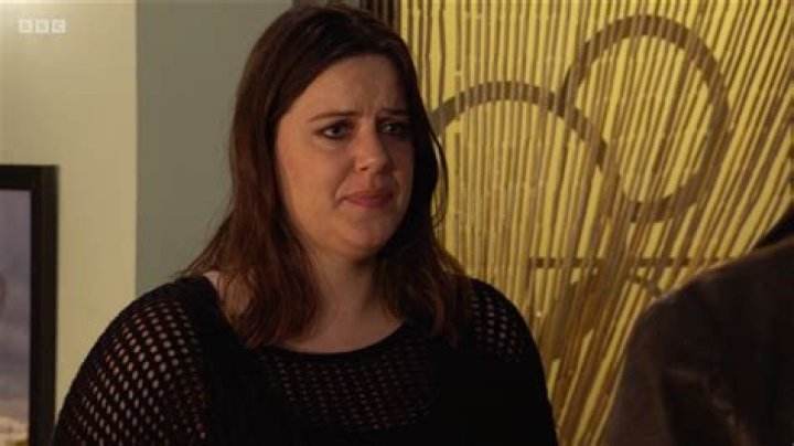 Who is Mike Holloway Dating Now?