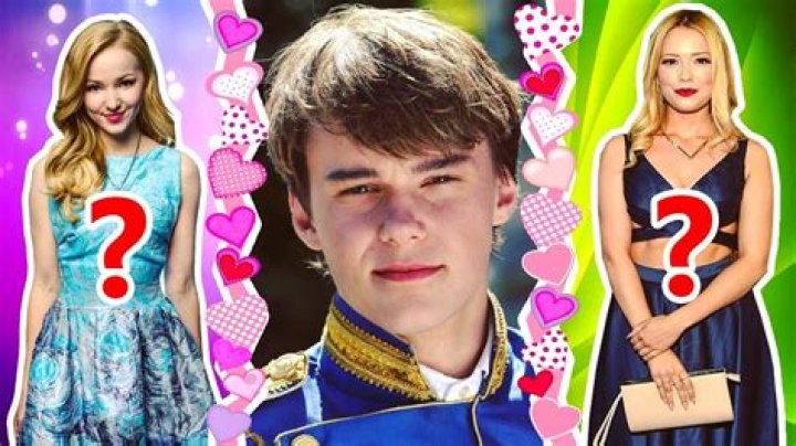 Who is Mitchell Hope Dating Now