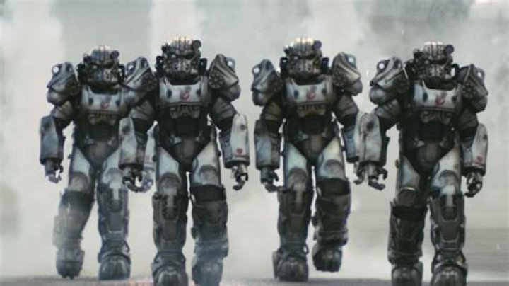 Who is Moises Arias Dating Now