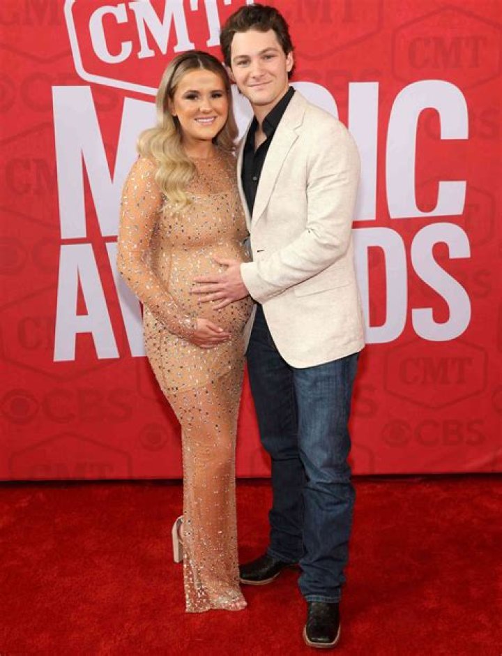 Who is Montana Humphries Dating Now