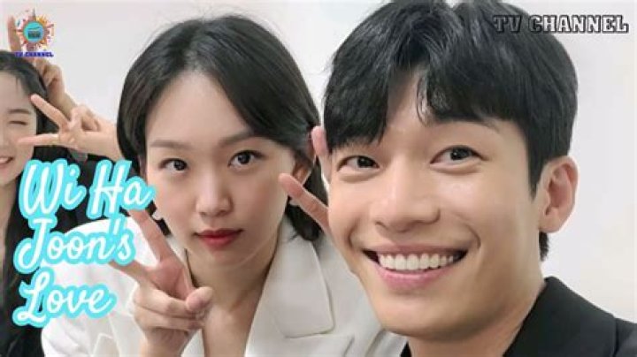 Who is Moon Hee-joon Dating Now