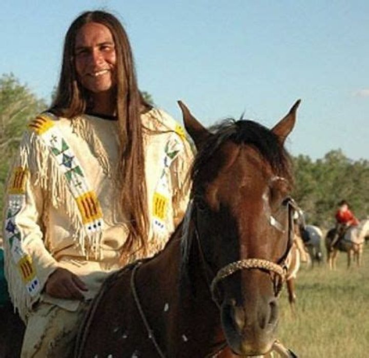 Who is Moses Brings Plenty Dating Now