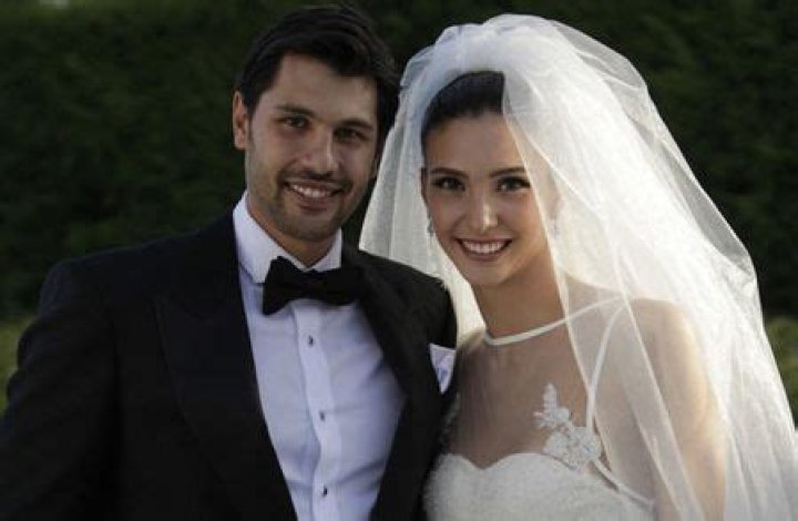 Who is Naz Aydemir Dating Now?