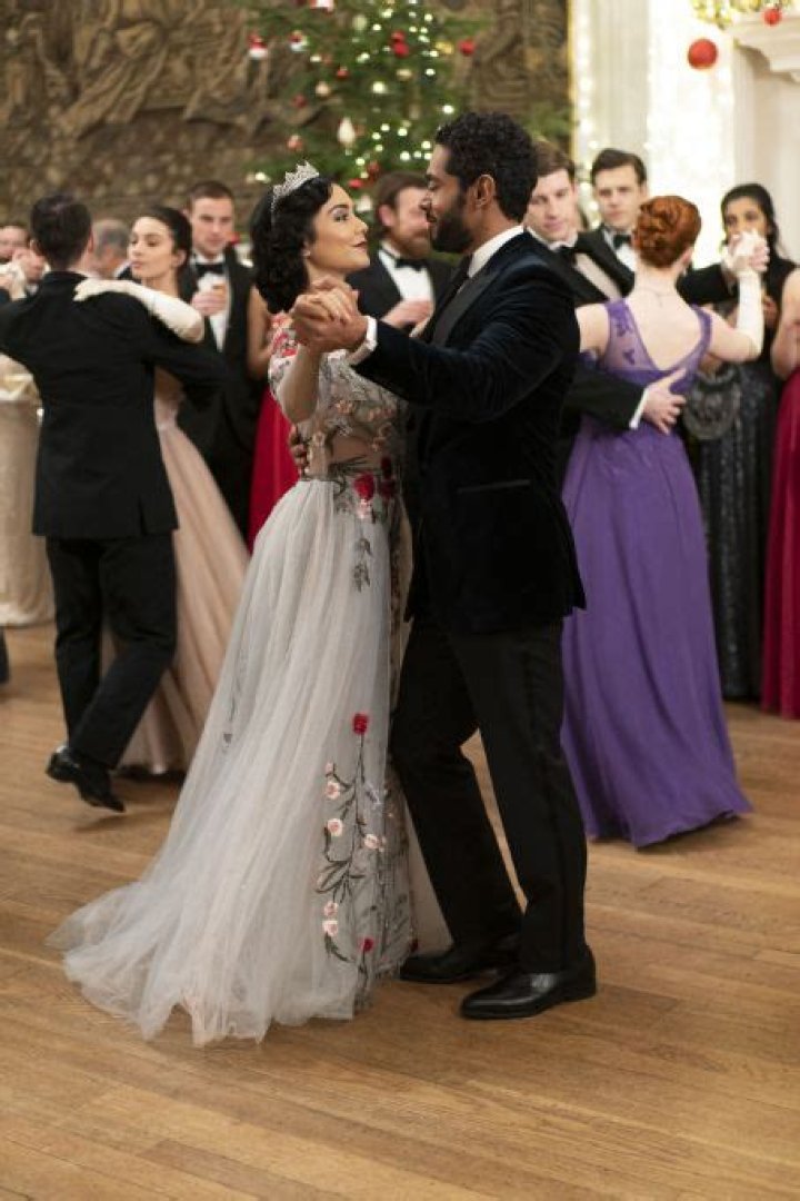 Who is Nick Sagar Dating Now