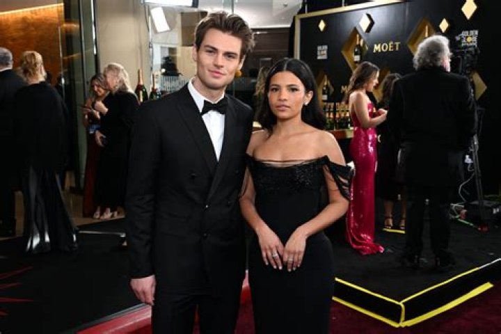 Who is Noah Levi Dating Now?