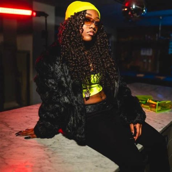 Who is Nya Kasan Dating Now