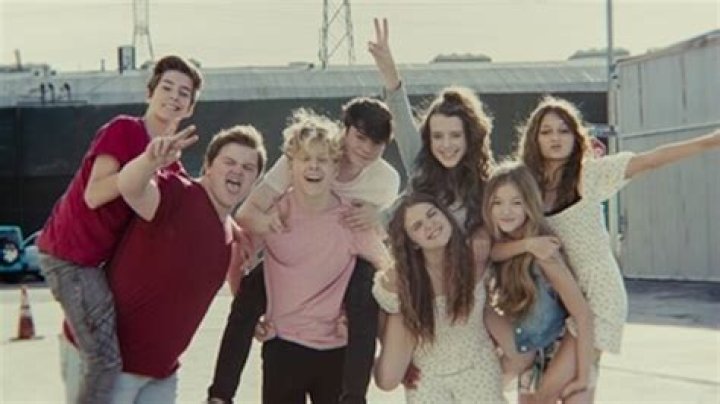 Who is Pinky Dating Now