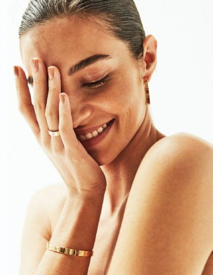 Who is Rocio Crusset Dating Now