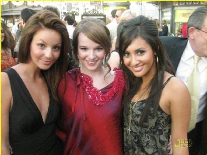 Who is Samantha Droke Dating Now?