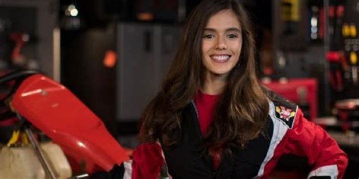 Who is Samantha Siqueiros Dating Now?