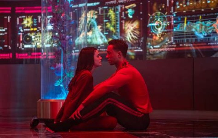 Who is Sandro Marcos Dating Now?