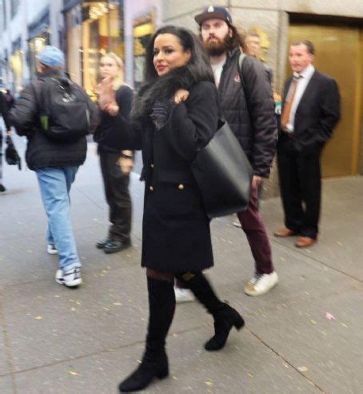 Who is Sarah Cooper Dating Now?