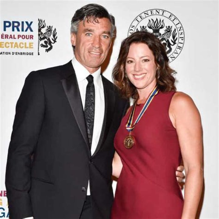 Who is Sarah McLachlan Dating Now