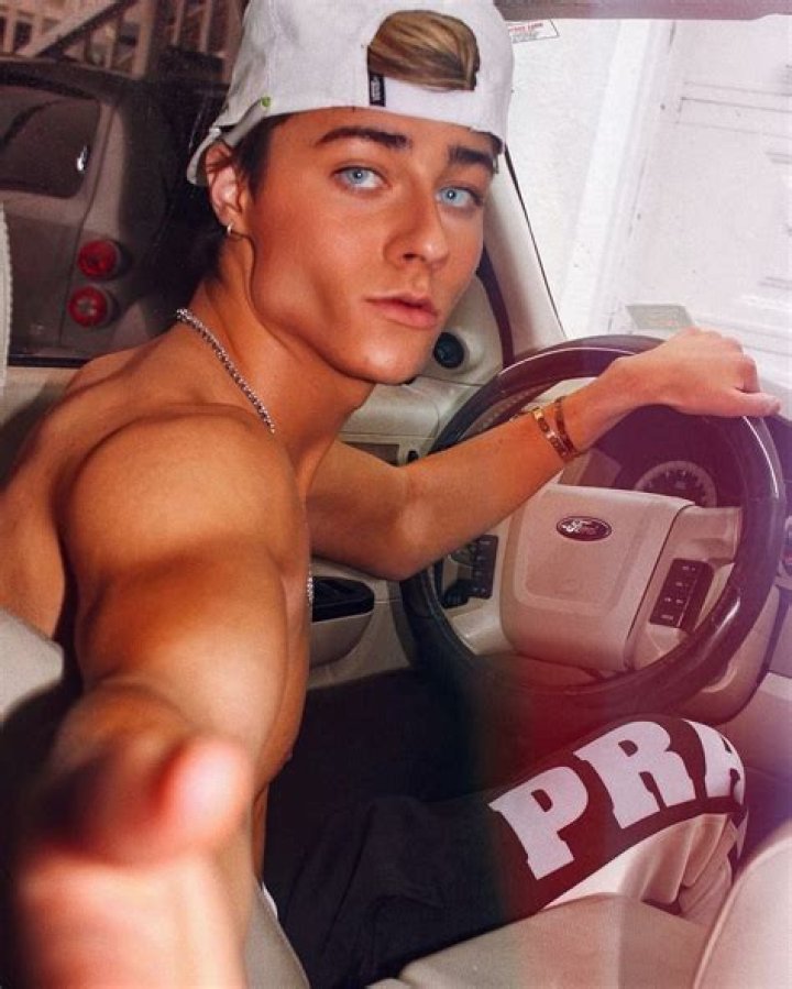 Who is Sebastian Bails Dating Now?