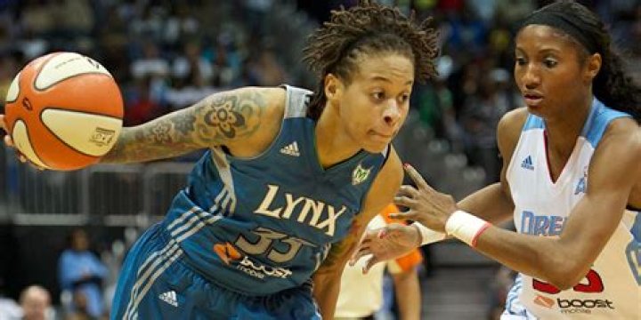 Who is Seimone Augustus Dating Now