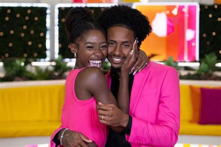 Who is Serena Enardu Dating Now?