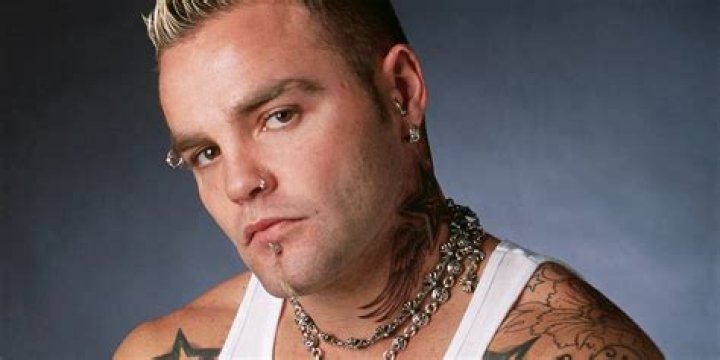 Who is Seth Brooks Binzer Dating Now?