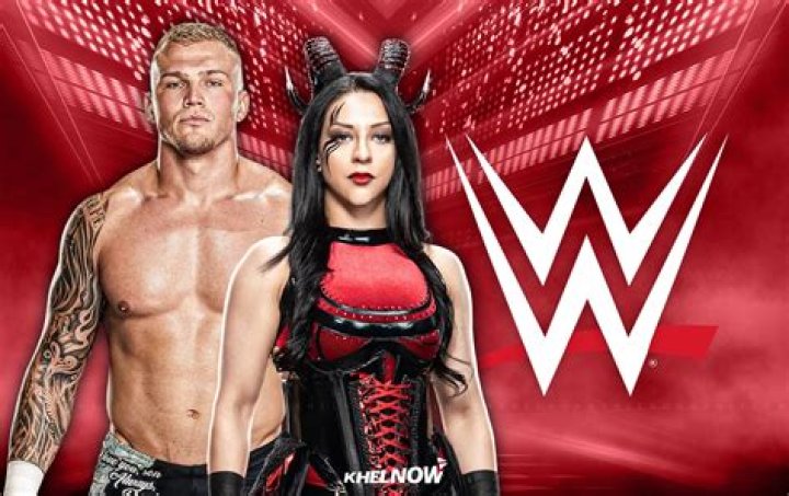 Who is Stephanie Cmar Dating Now