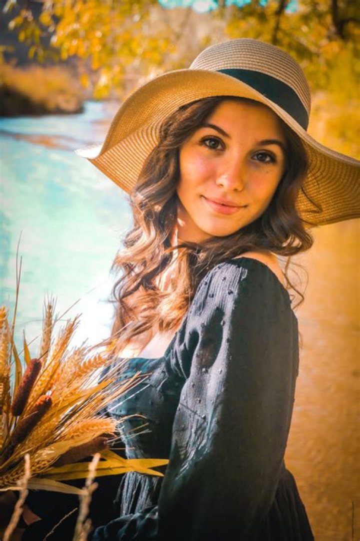 Who is Stephanie Rivera Dating Now