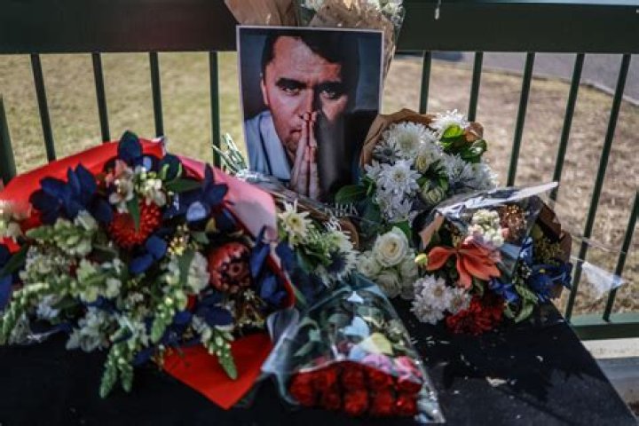 Who is Takeo Spikes Dating Now