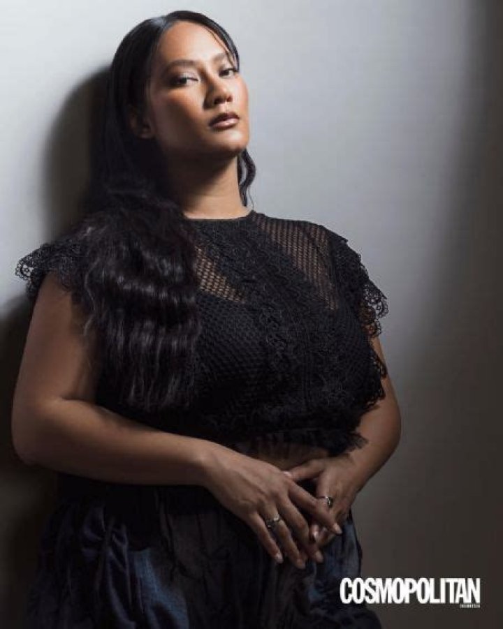 Who is Tara Basro Dating Now?