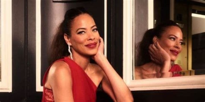 Who is Tawny Cypress Dating Now