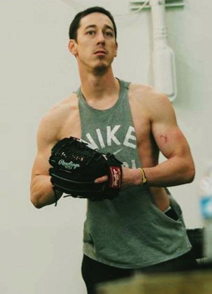 Who is Tim Lincecum Dating Now?