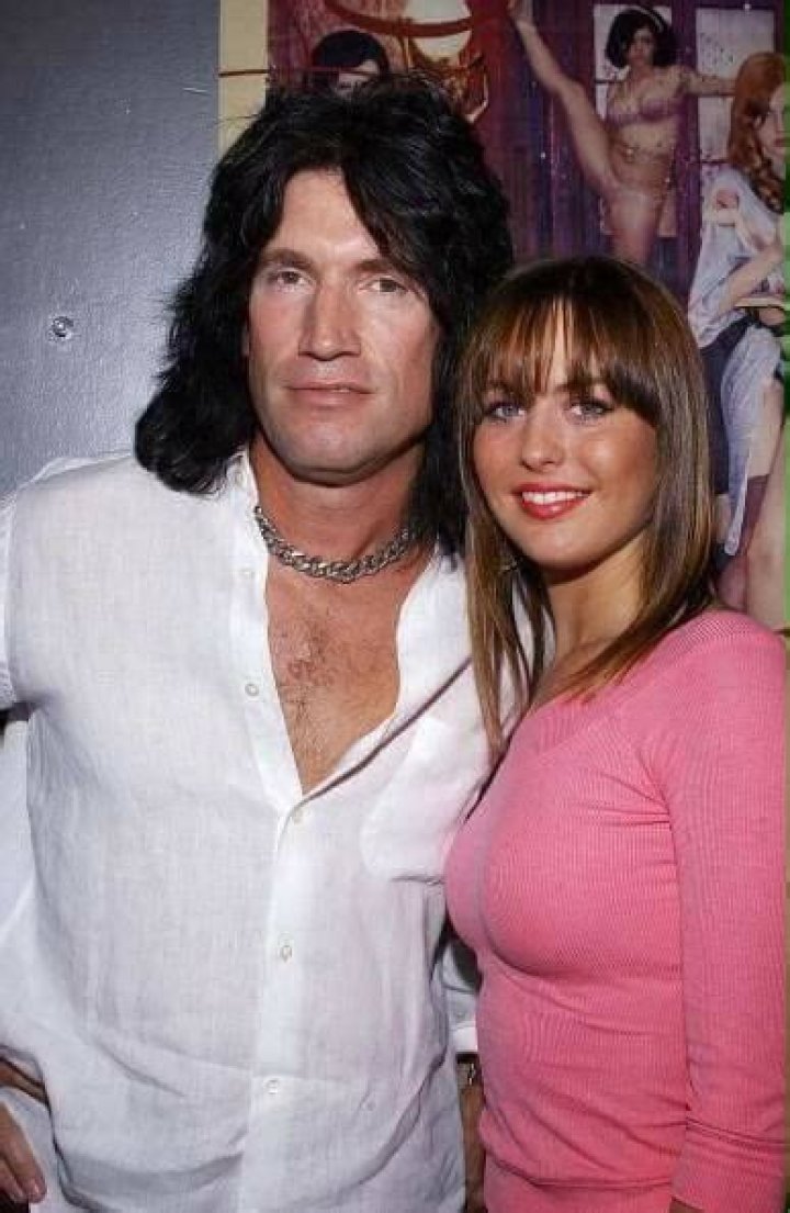Who is Tommy Thayer Dating Now