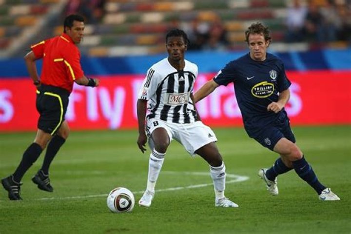 Who is Tresor Mputu Dating Now?