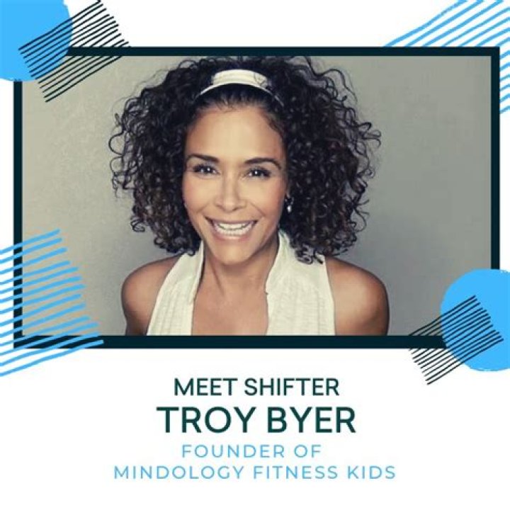 Who is Troy Beyer Dating Now