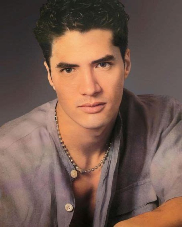 Who is Troy Montero Dating Now?