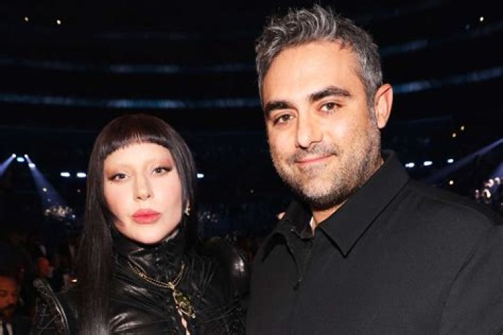 Who is Valeska Reis Dating Now?