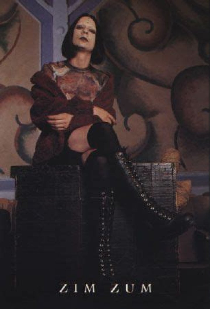 Who is Zim Zum Dating Now?